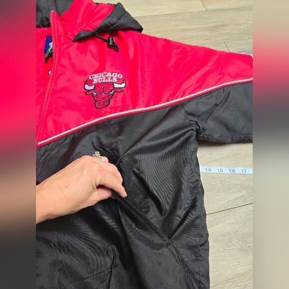 Nwt Chicago Bulls winter jacket Fans Gear NBA licensed mens med red black Jordan - Picture 15 of 16